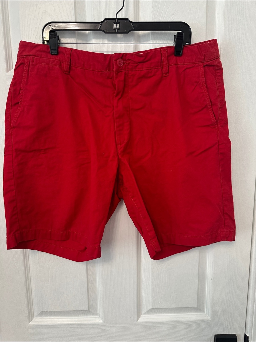 H&M Red Cotton Flat-Front Men's Shorts